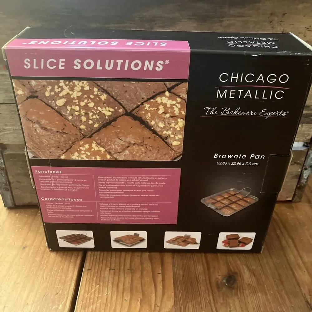 Chicago Metallic Bake Lift And Serve Brownie Pan Slice Solutions New Baking